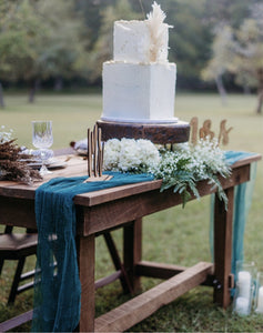 Farm House Sweet Heart Table