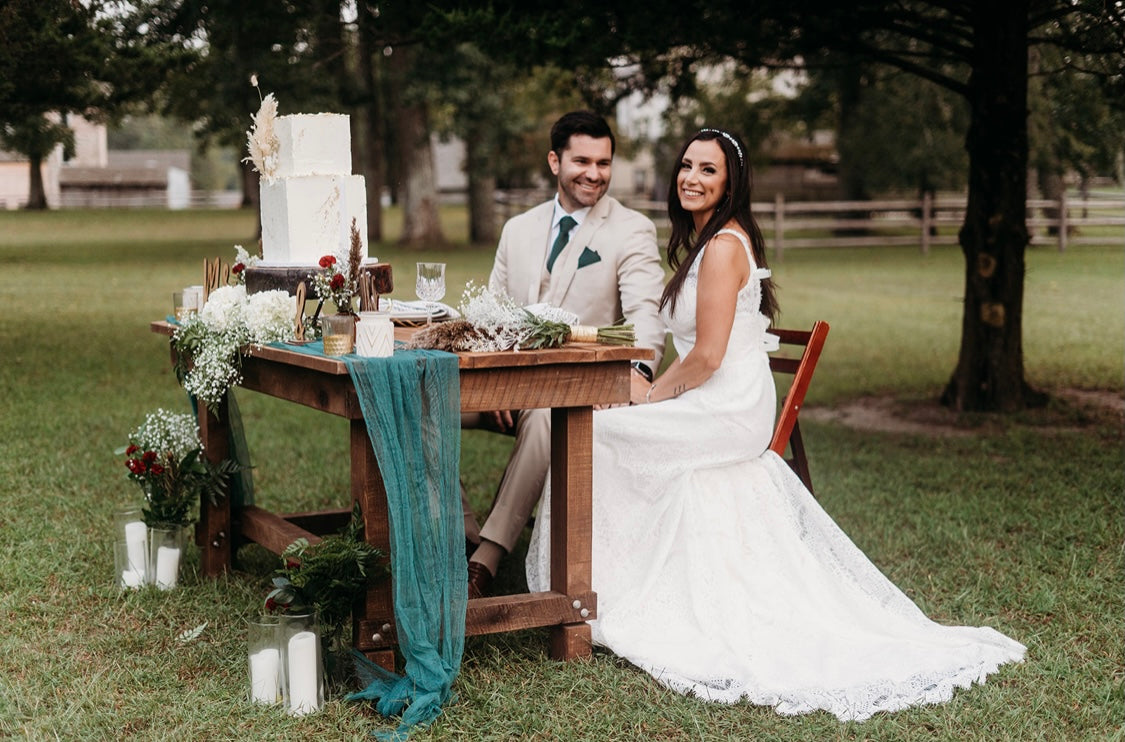 Farm House Sweet Heart Table